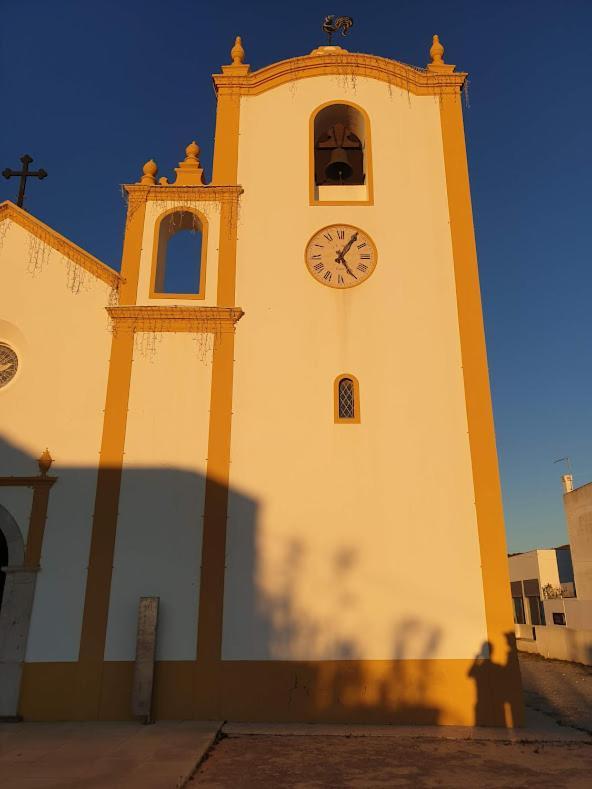 Top-Floor 2 Bedroom Holiday Home With Sea View And Pool Praia Da Luz Exterior photo