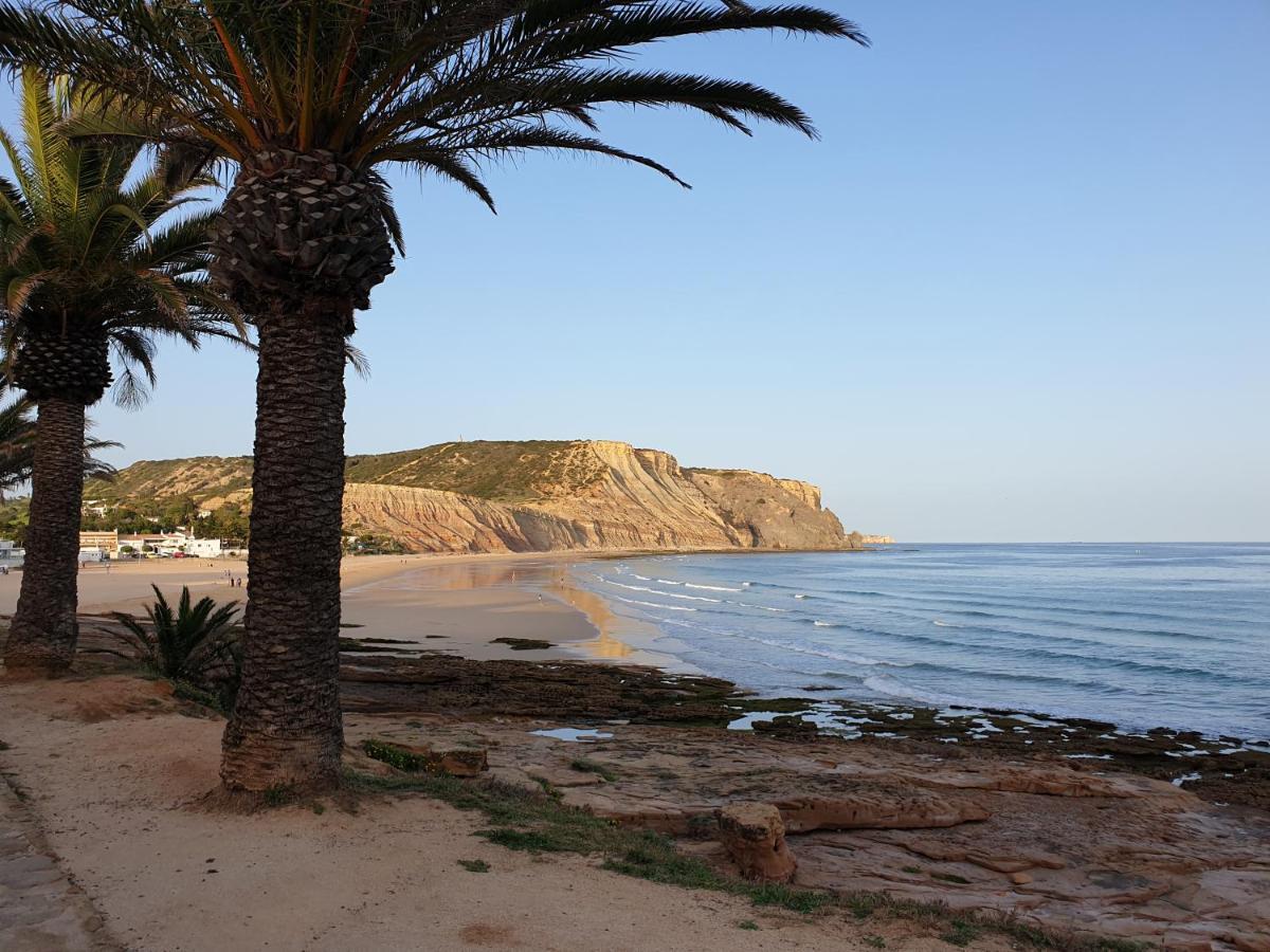 Top-Floor 2 Bedroom Holiday Home With Sea View And Pool Praia Da Luz Exterior photo